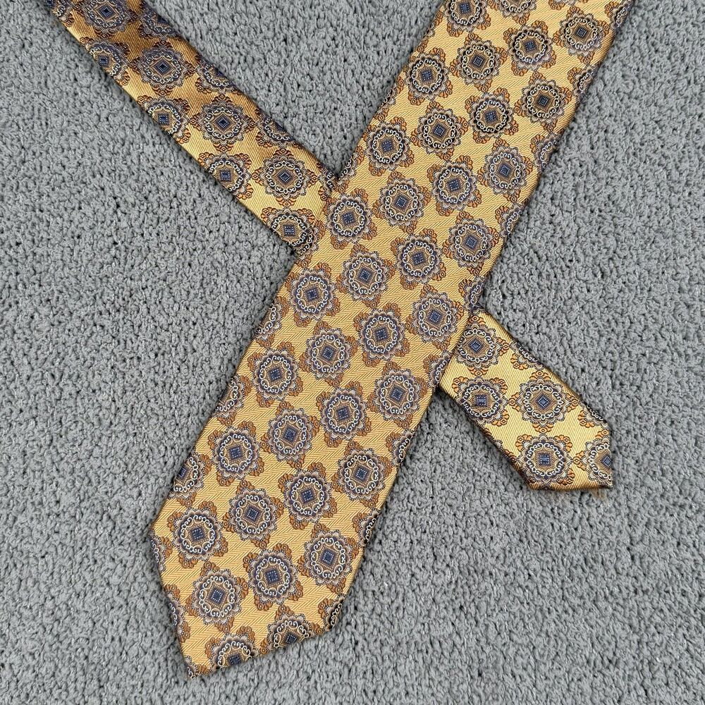 Ermenegildo Zegna Tie Gold Silk Geometric Medallion Made In Italy Necktie Luxury